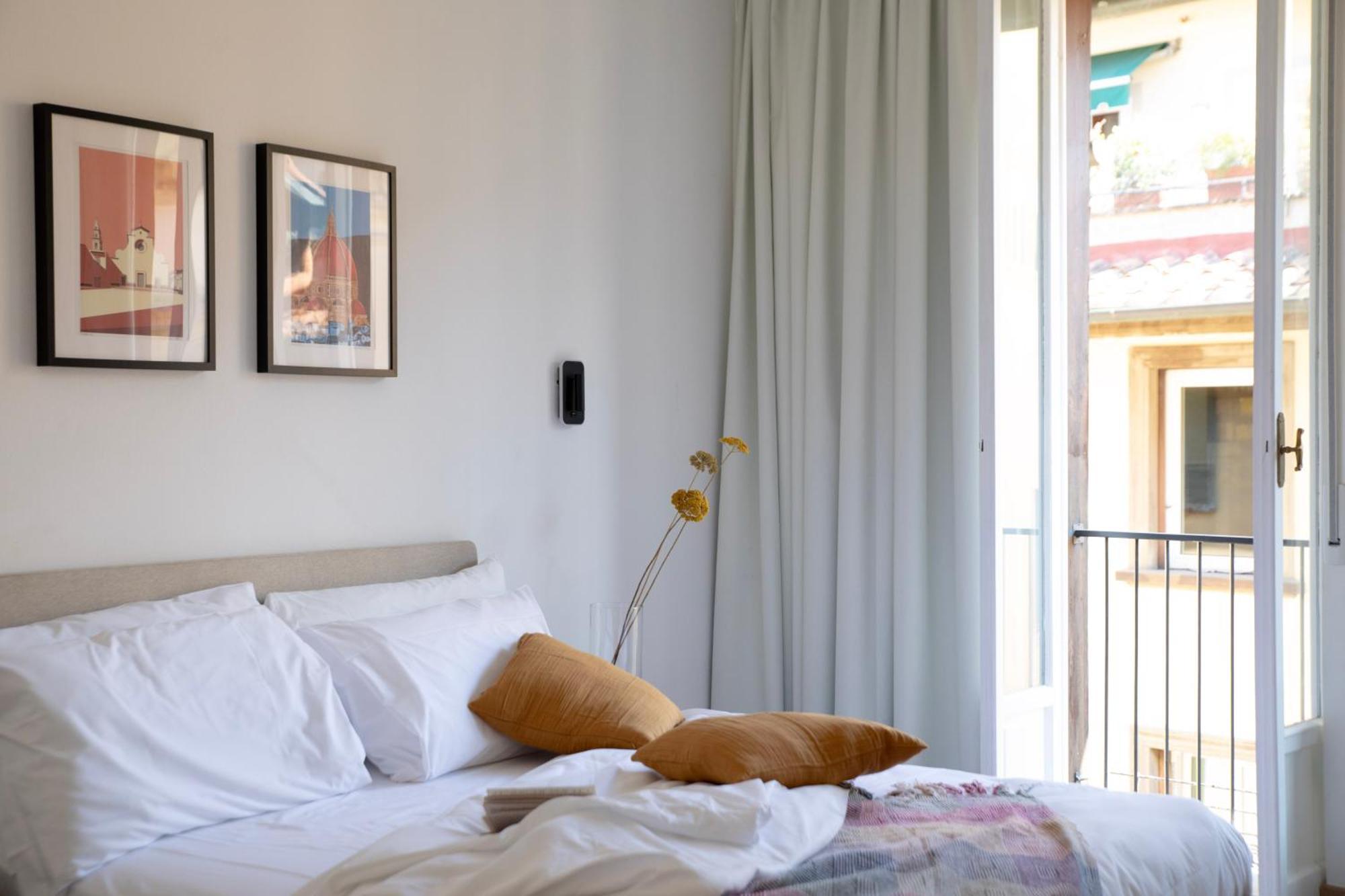 Bob W Ponte Vecchio Apartment Firenze Bagian luar foto