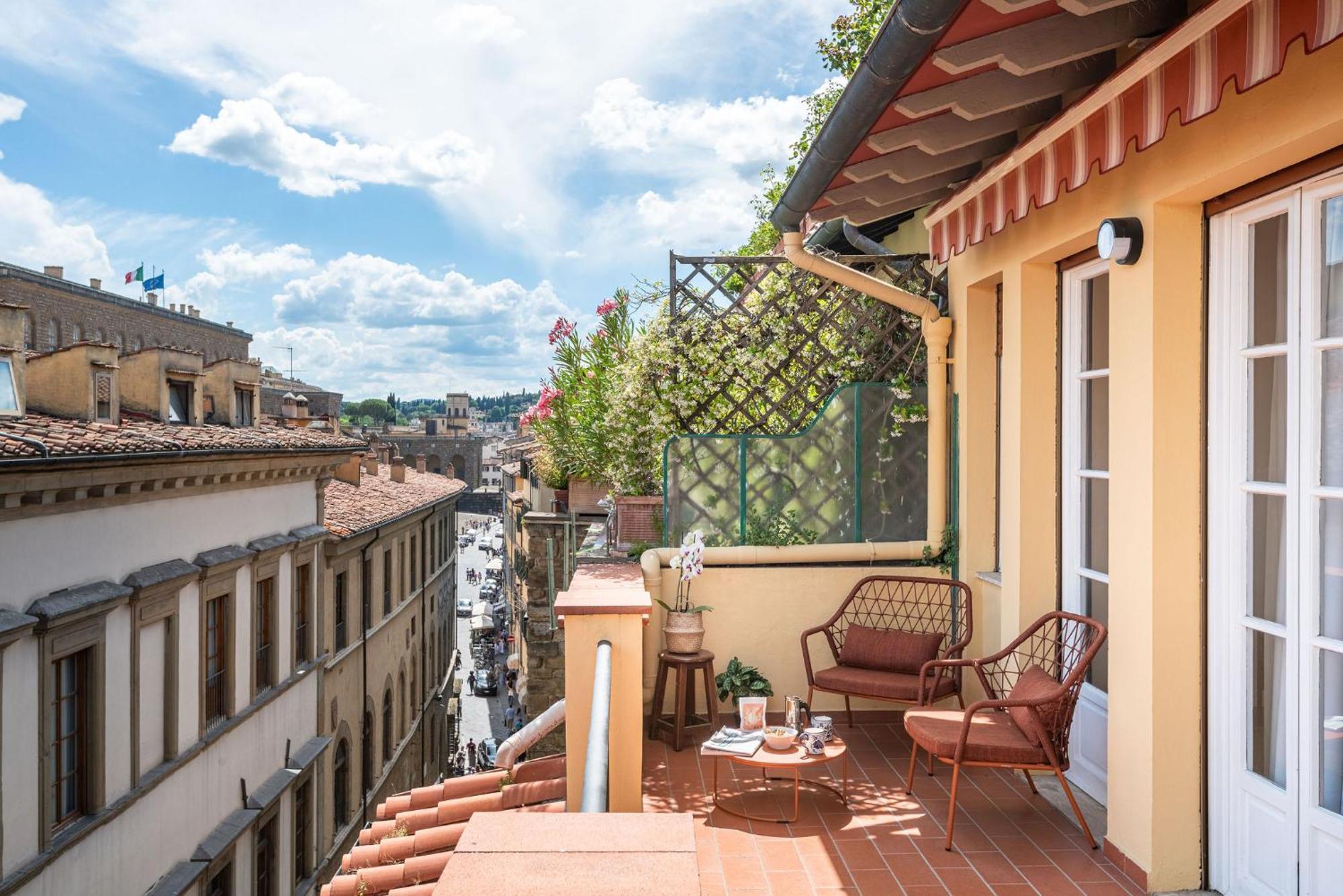 Bob W Ponte Vecchio Apartment Firenze Bagian luar foto